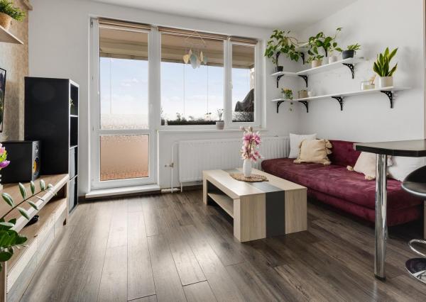 PREDANÉ: BOSEN | Zariadený 2 izb. byt na začiatku Petržalky, Gessayova, 53 m2