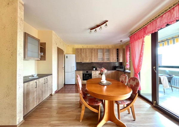 BOSEN | Prenájom slnečný veľkometrážny 4 izbový byt s garážou, Bratislava - Karlova Ves