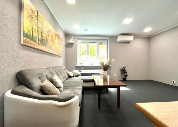 BOSEN | Prenájom priestranný zariadený 2 izbový byt na ulici Varšavská, Bratislava - Nové Mesto