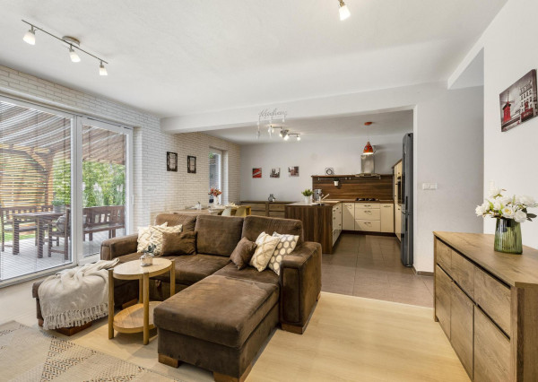 BOSEN | Veľkorysý 6 izbový rodinný dom, ulica Jánošíkova, Senec, 197 m2