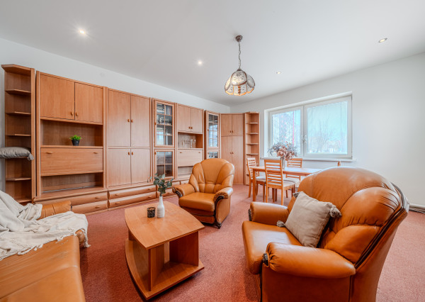 REZERVOVANÝ BOSEN I 5-izbový rodinný dom v centre Trnavy s obchodný priestorom priamo v dome