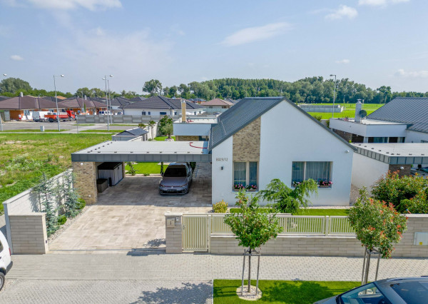 REZERVOVANÉ | 4i RD pre náročných klientov s bazénom