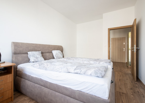 BOSEN | 2izbový byt v novostavbe ANNA PARK, Miloslavov, parkovacie  miesto