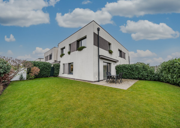 PREDANÉ: BOSEN | 4 izbový mezonet v rodinnom dome so záhradou, Bernolákovo