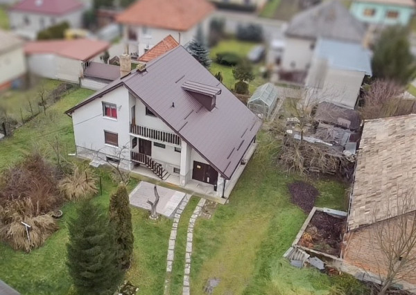 BOSEN | Rezervované, rodinný dom s veľkým pozemkom, Kalinovo.