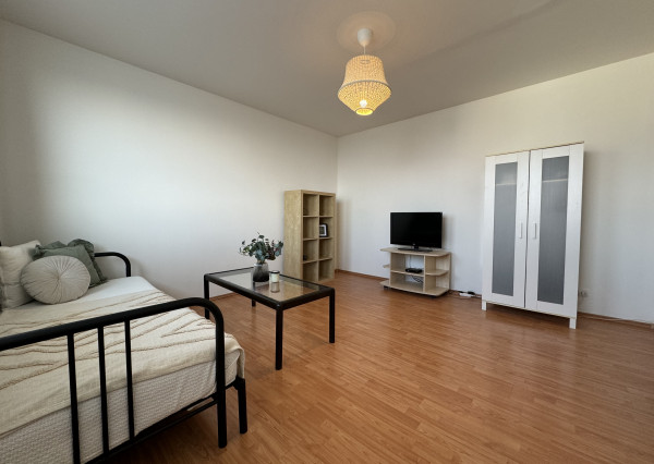 BOSEN | Na prenájom 1 izbový byt s krásnym výhľadom v Bratislave na Fedinovej ulici