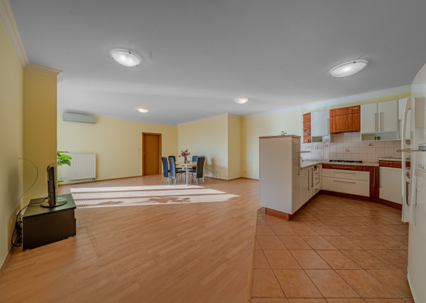 BOSEN | 4 izbový byt s krásnou terasou, 165 m2, Dlhé diely