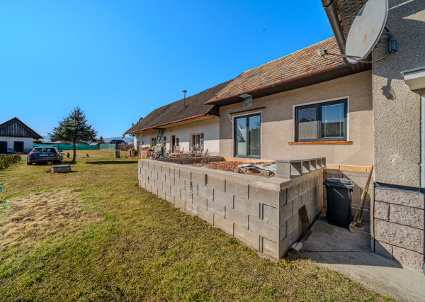 BOSEN | Rezervované Trojpodlažný rodinný dom Lovča