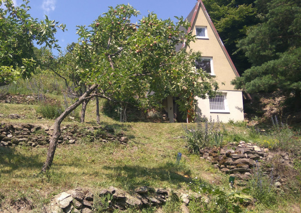 BOSEN | PREDANÉ | Rekreačná chata s vlastným pozemkom, Modra