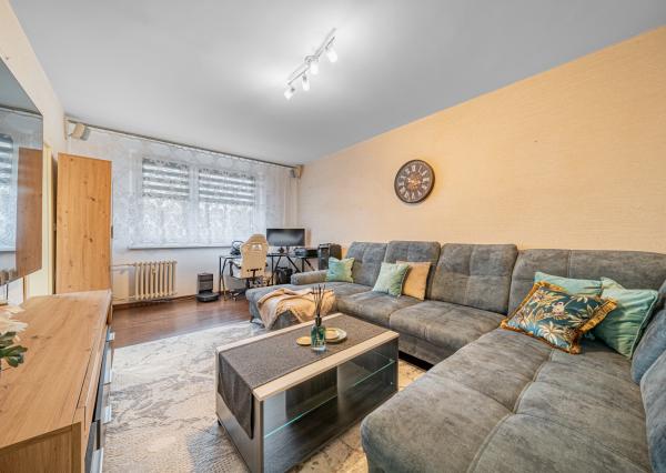 PREDANÉ - BOSEN | Priestranný 4 izbový byt, Rajčianska, Bratislava