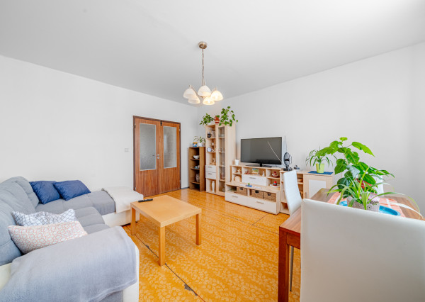 REZERVOVANÉ - BOSEN | 4 izbový byt v príjemnom prostredí - Petržalka