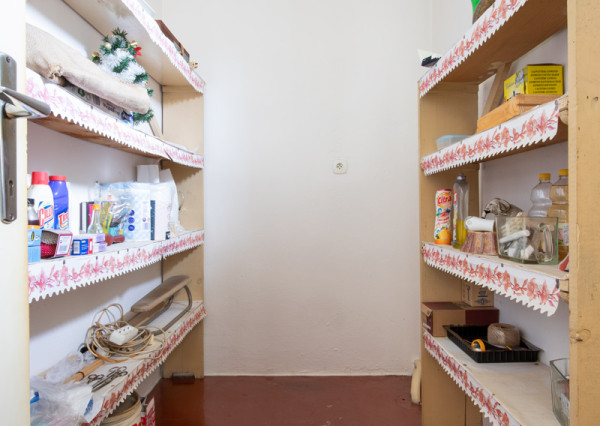 BOSEN | ZNÍŽENÁ CENA - Na predaj priestranný 4-izbový RD