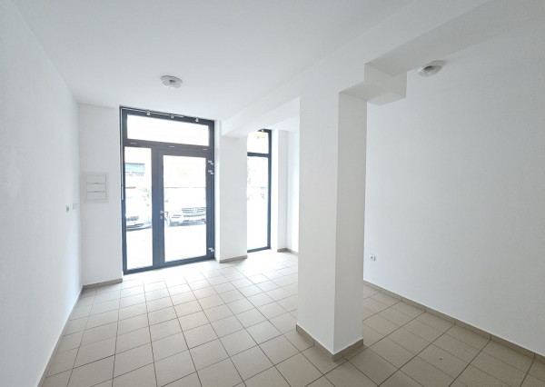 PRENAJATÉ | BOSEN | NEBYTOVÝ PRIESTOR V CENTRE MESTA DUNAJSKÁ STREDA – ROTUNDA, 22,00 m²