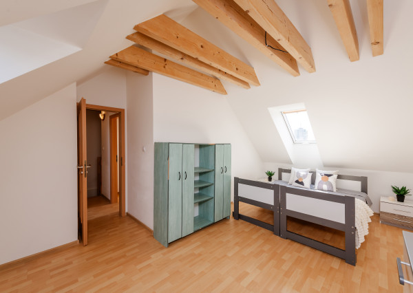 REZERVOVANÉ BOSEN | 3-izbový mezonet s parkovacím miestom, 80,65 m²