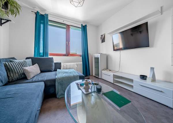 REZERVOVANÉ - BOSEN | Zariadený 2i byt v pokojnej časti BA - Dúbravka, Drobného