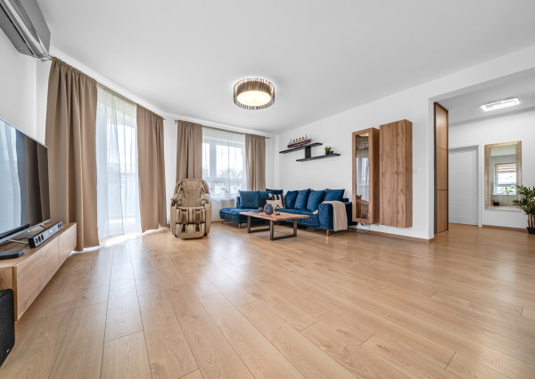 PREDANÉ - BOSEN | Príjemný 3-izb, byt s balkónom a 2 parkovacími miestami v Senec Gardens, 98 m²