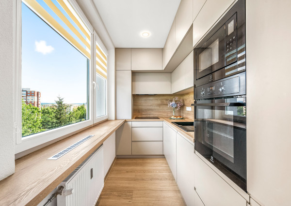 BOSEN |Moderný, zrekonštruovaný 4 izb. byt s 2 balkónmi