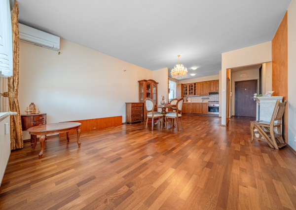 LOYALTERS | 2 izbový byt v Bratislave s uzamykateľnou podzemnou garážou - Ružinov