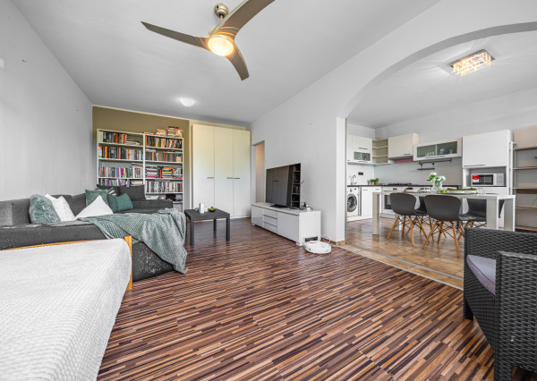 BOSEN | PREDANÉ | Slnečný a tichý 2 izbový byt, Jilemnického, Stupava