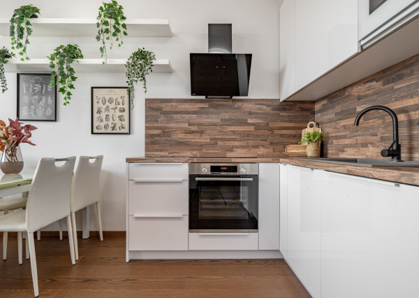 PRENAJATÉ - BOSEN| Nadštandardný 2 izbový byt v projekte Sky Park s výhľadom na hrad, garážovým státím a pivnicou, Čuleňová, 58 m²