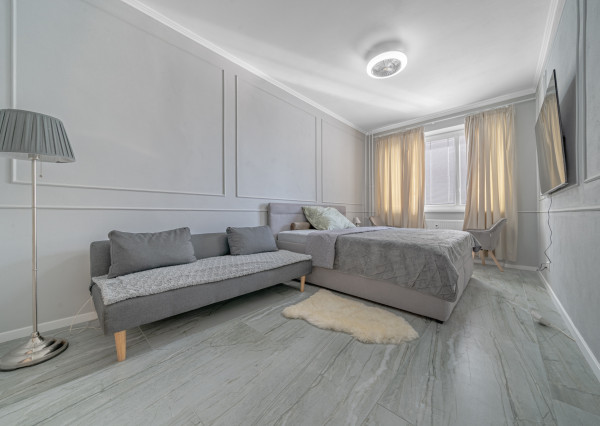 Ponúkame na prenájom 1 izbový byt na Nobelovej -Bratislava