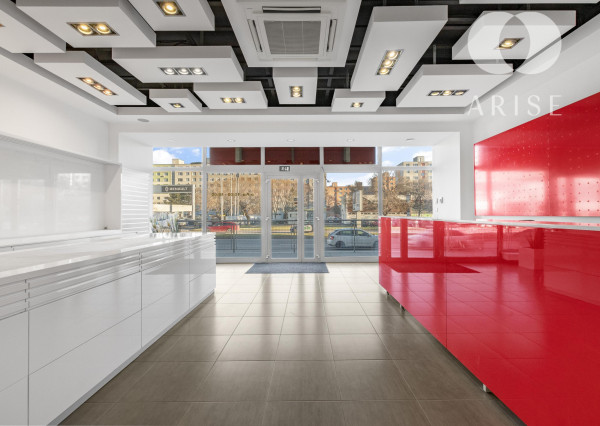 Obchodný priestor/ showroom na prenájom.