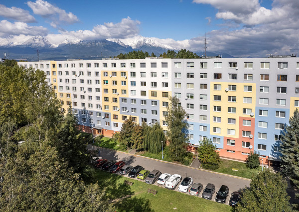 BOSEN | Na prenájom 4 izbový byt na sídlisku západ