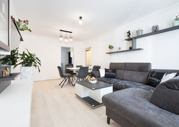 BOSEN | Predaj priestranného 4-izbového bytu po kompletnej rekonštrukcii – Dunajská Streda, ul. Boriny