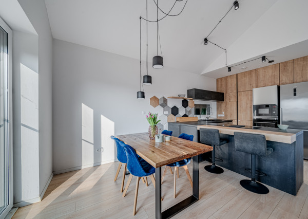 BOSEN | moderný 4-izbový rodinný dom s terasou, klimatizáciou a fotovoltikou – Alžbetin Dvor