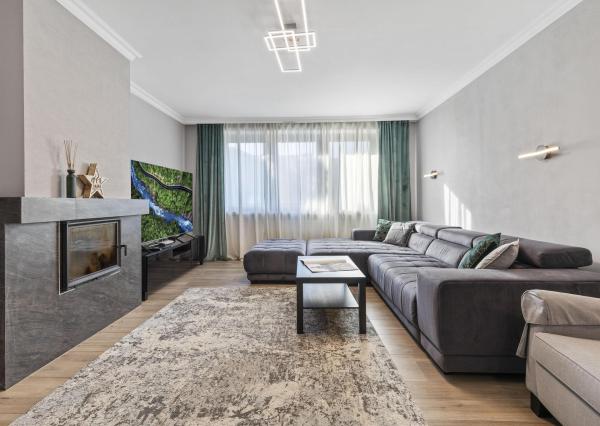 5-izbový radový rodinný dom, Vendelínska ulica – Dúbravka