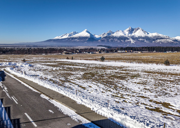 BOSEN | 3 Stavebné pozemky s investičným potenciálom, Veľká Lomnica, 3 873 m2