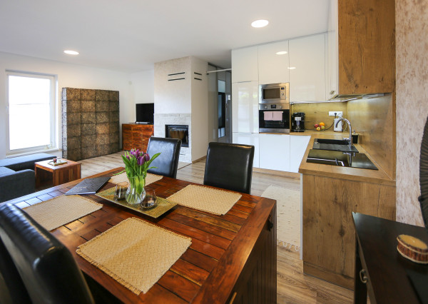 BOSEN | Na prenájom: Štýlový rodinný dom v tichej časti DS