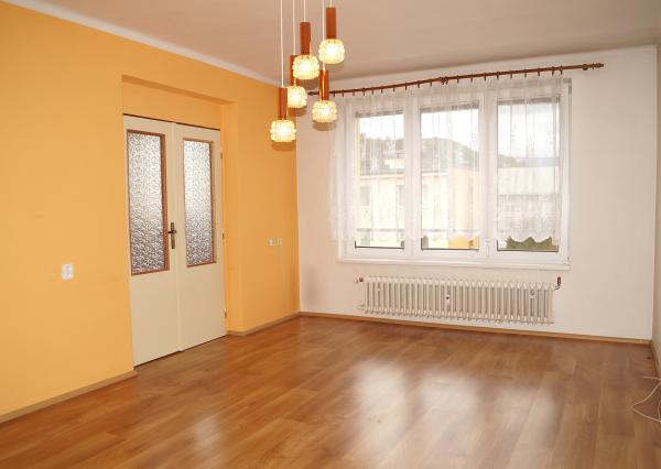 BOSEN | 3i tehlový byt s loggiou, širšie centrum, 87 m2