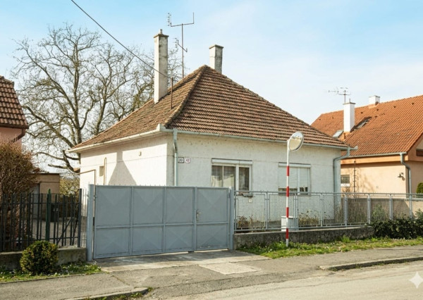 Rezervované | BOSEN | 3 izbový rodinný dom, Šamorín časť Mliečno