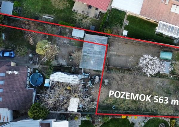 LOYALTERS | Predaj stavebného pozemku 563 m2 v Ivanke pri Dunaji