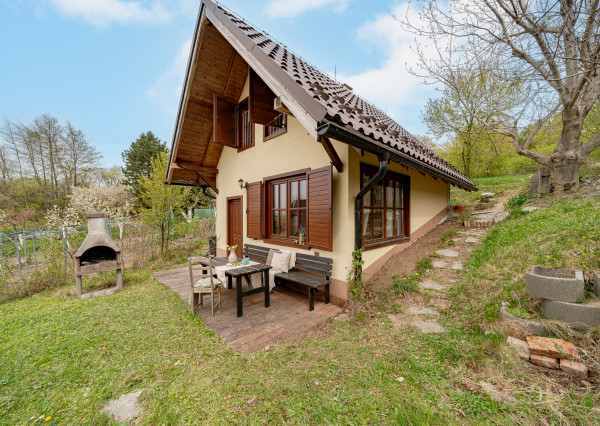 Rezervované! BOSEN| Záhradná chata, Sološnica, okres Malacky