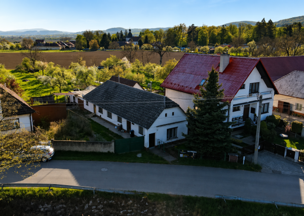 BOSEN | Rodinný dom s pozemkom 1956 m²  - Adamovské Kochanovce