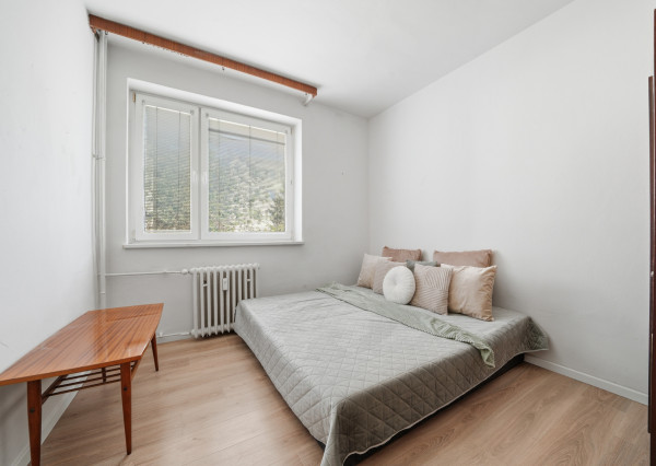 BOSEN | Priestranný 4 izbový byt s balkónom | Hodálova ulica, Bratislava – Karlova Ves