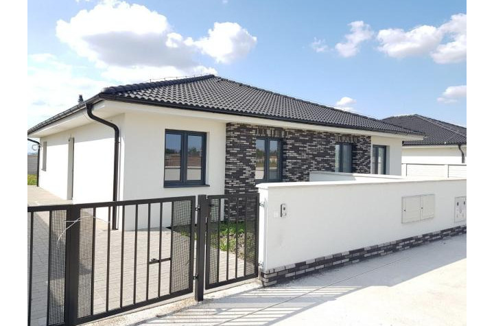 Projekt dvojdomy Lehnice