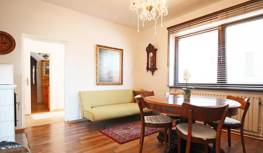 BOSEN | 4 izbový byt v rodinnom dome na prenájom, Veľký Biel