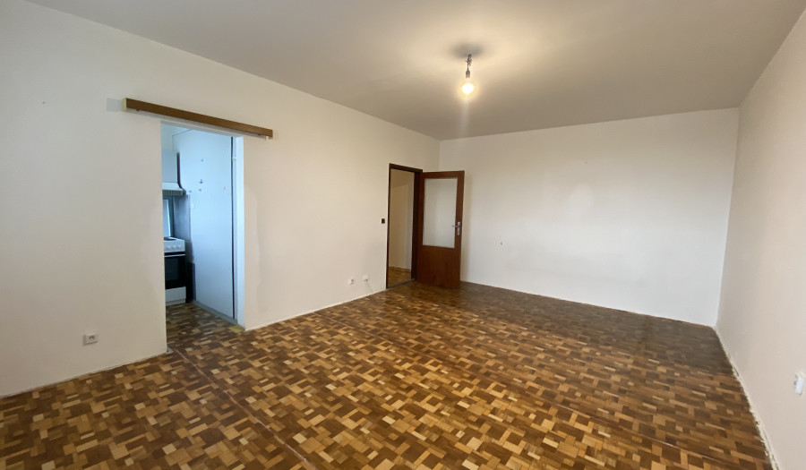 BOSEN |REZERVOVANÝ  slnečný 2 izbový byt na začiatku Petržalky, Mánesovo námestie, 54 m2