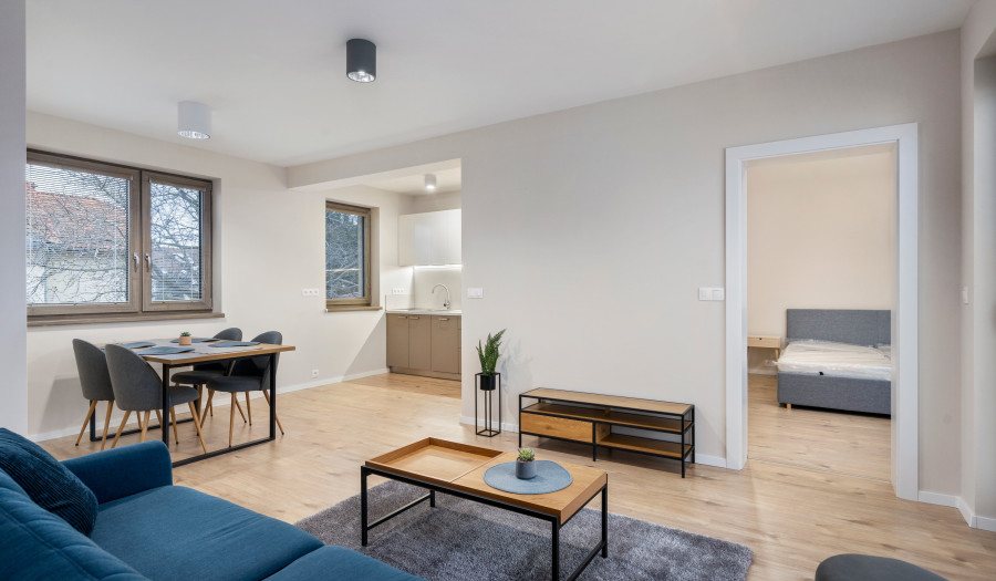 BOSEN | Zariadený 2-izb byt s terasou a parkovaním Čermán