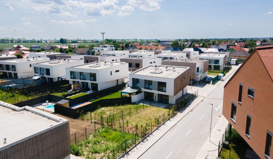 2nd room apartment with a large garden in the new OPÁL project, Opálová, 207 m2