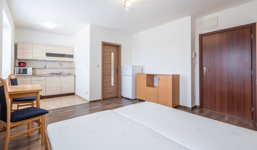 BOSEN | Na prenájom 1 izbový byt v obci Veľké Leváre