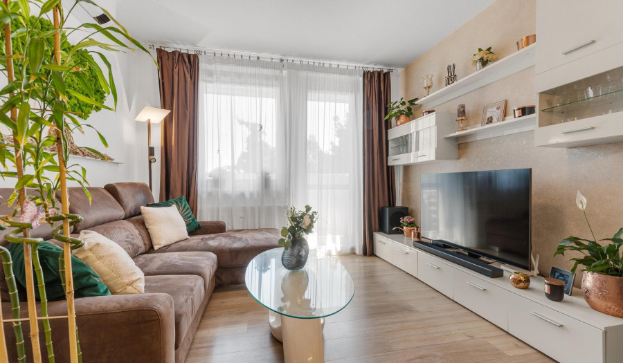 BOSEN | Zrekonštruovaný 4 izb. byt v tichej časti Ružinova , Ondrejovova, 86 m2