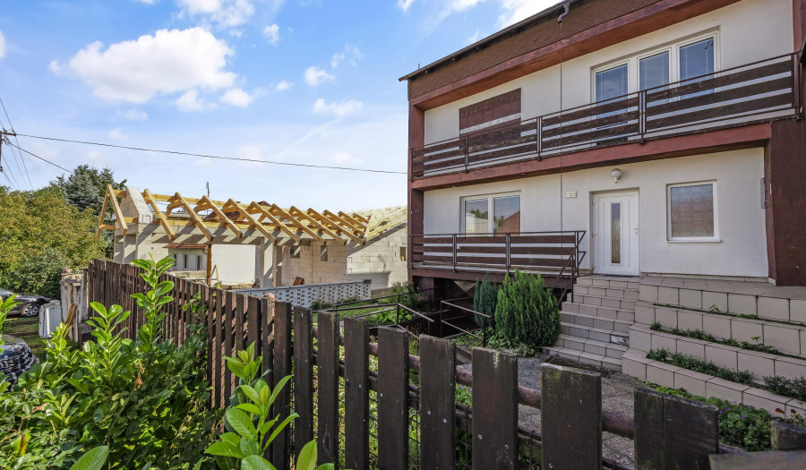 BOSEN | Dvojpodlažný rodinný dom na predaj, Veľké Leváre
