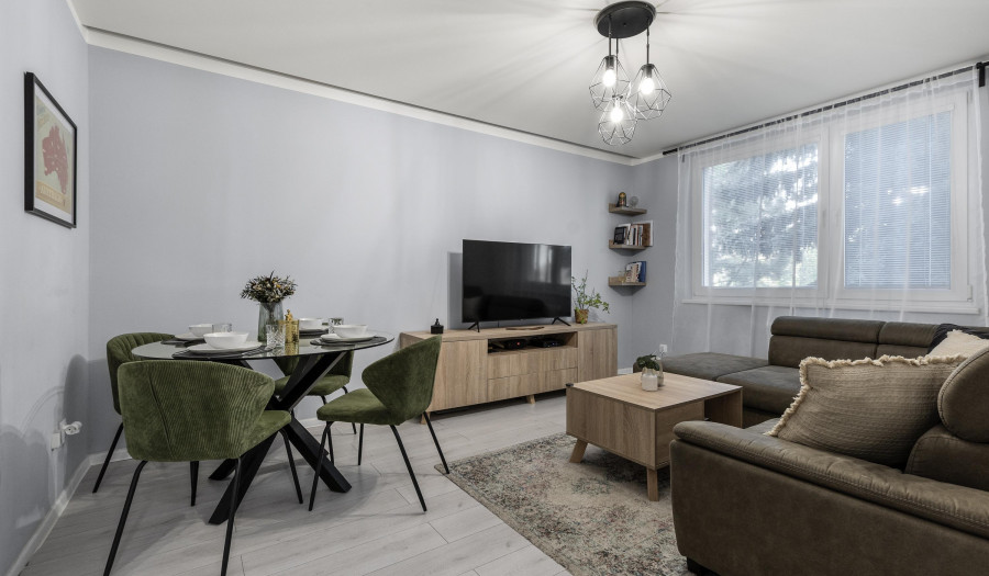 REZERVOVANÉ: BOSEN | Zrekonštruovaný 2 izb. byt v tichej časti Ružinova, Ondrejovova, 57 m2