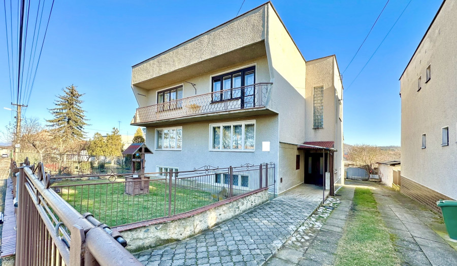 BOSEN | Na predaj poschodový rodinný dom, Fiľakovské Biskupice, 805m2