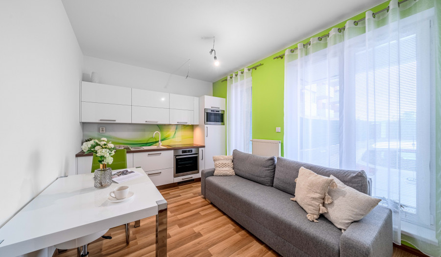 BOSEN | Predaj 2 izbový zariadený byt v novostavbe, ulica Antolská, Bratislava - m.č. Petržalka