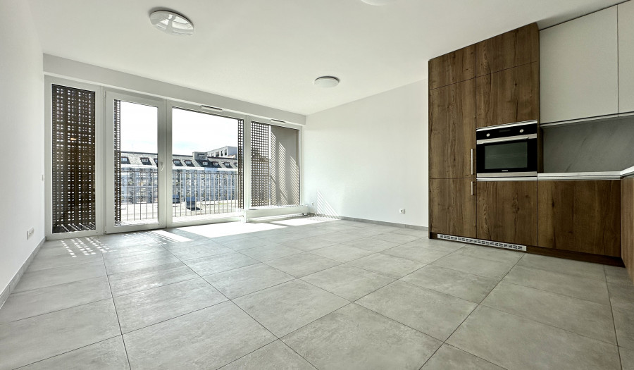 BOSEN | Prenájom 3 izbový byt s garážovým státím v novostavbe pri Mýte